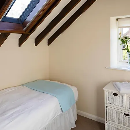 Morton House And The Stable Block - Adjoining For Singles, Couples And Large Groups * Masham