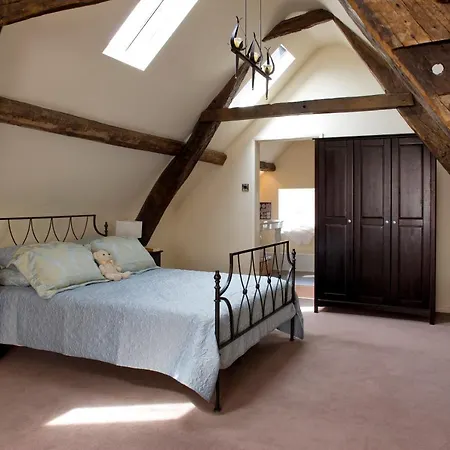 Morton House And The Stable Block - Adjoining For Singles, Couples And Large Groups Holiday home