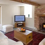 Morton House Let Yorkshire Dales - One 4 Brm Farmhouse, 3brm Stable Block Sleeps 2-16