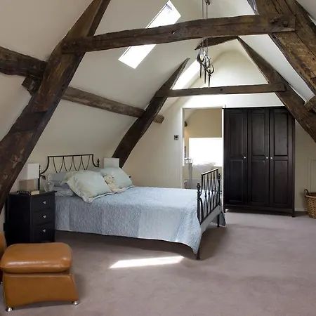 Feriehus Morton House - 7 Brm With Private Courtyard And Stable Block Sleeps 2-14 Flexible Pricing For Every Group Size