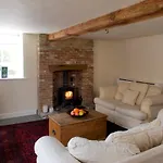 Morton House Let Yorkshire Dales - One 4 Brm Farmhouse, 3brm Stable Block Sleeps 2-16 *